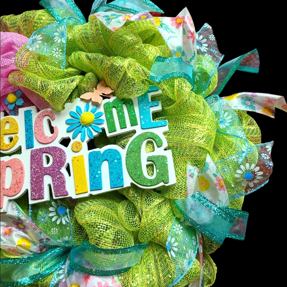 HANDMADE WELCOME SPRING DECO MESH WREATH - Picture 3 of 4